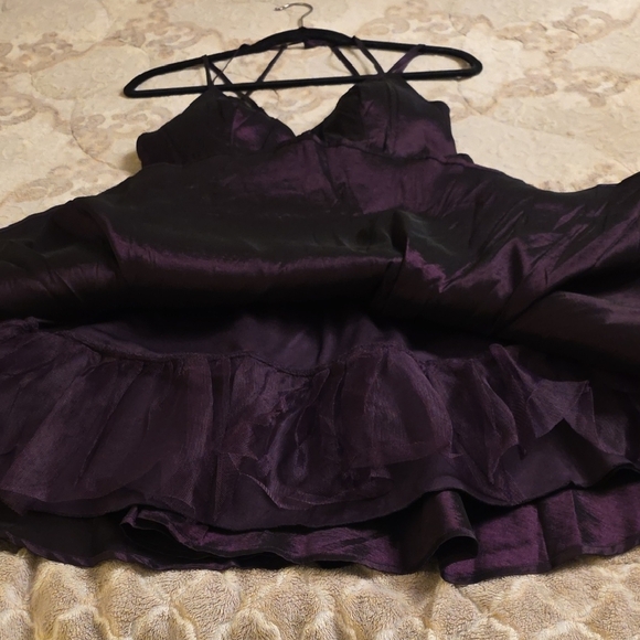 Camille La Vie Purple Satin Prom Dress Wedding Cocktail - Picture 11 of 14
